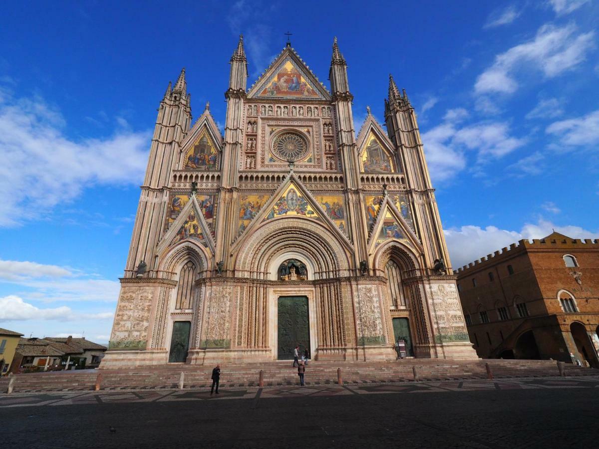 Duomo Budget Apartamento Orvieto Exterior foto